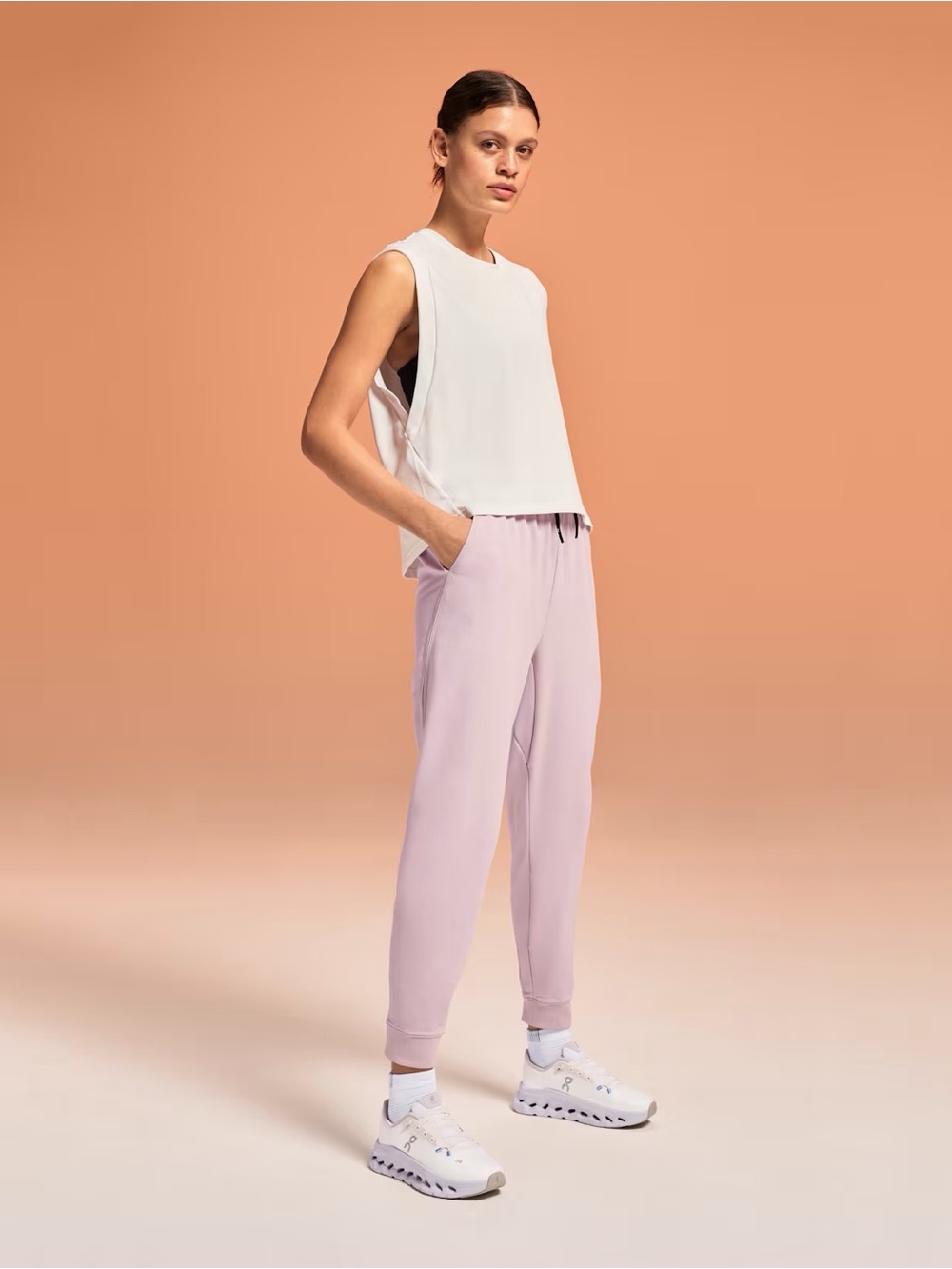 🏃♀️🏃♀️🏃♀️ ON Movement Joggers size XL